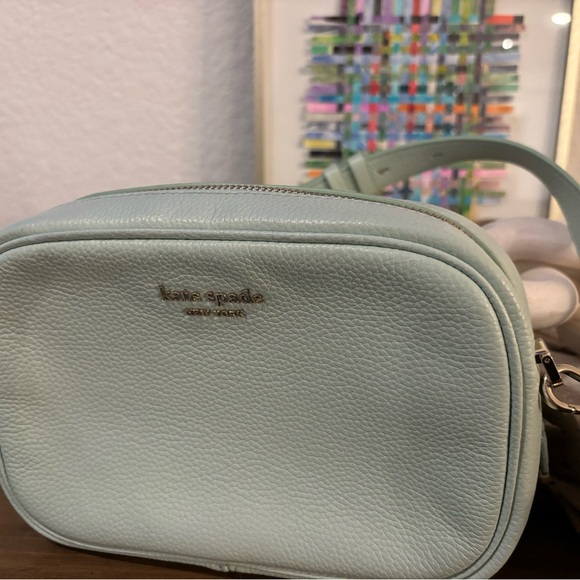 Kate Spade Mint Green Crossbody Bag. - Picture 2 of 5